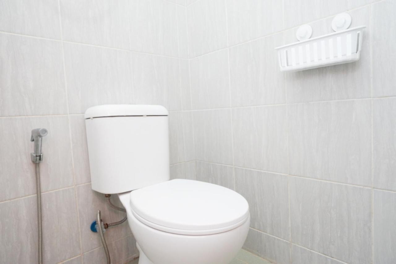 Reddoorz Near Universitas Semarang 2 Alastuwo Ngoại thất bức ảnh